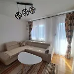 Lägenhet Stan Na Dan Iv Lukavica