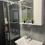 Stan Na Dan Iv 아파트 Lukavica