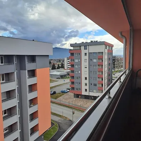 Stan Na Dan Iv Apartment Lukavica