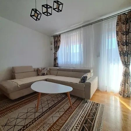 Stan Na Dan Iv Apartment *